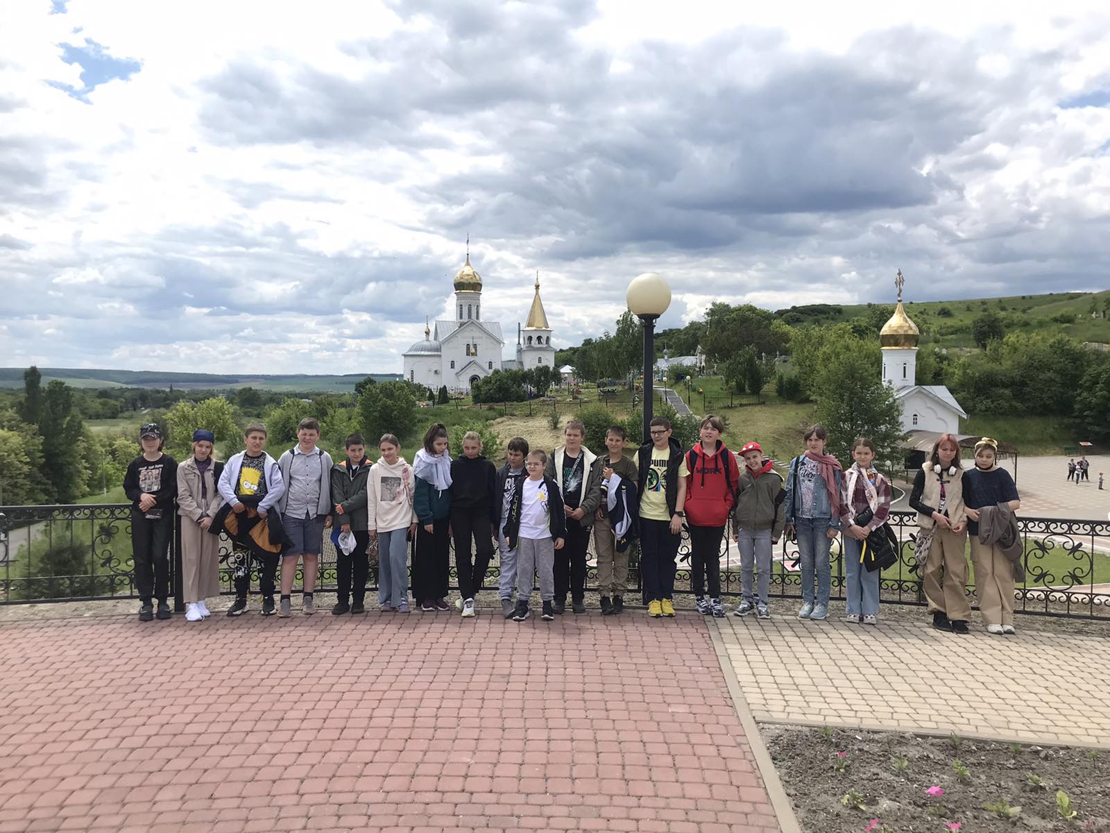 Экскурсия в Свято-Троицкий Холковский мужской монастырь.